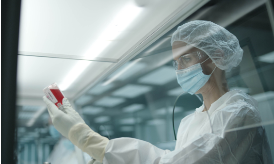 pharmacist compounding hazardous drug