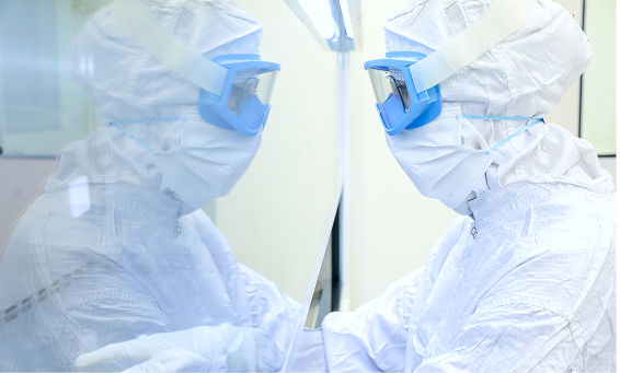 compounding in the cleanroom looking at safety cabinet