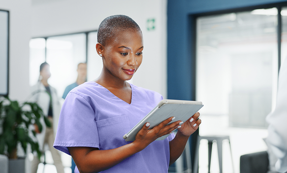 black nurse with ipad